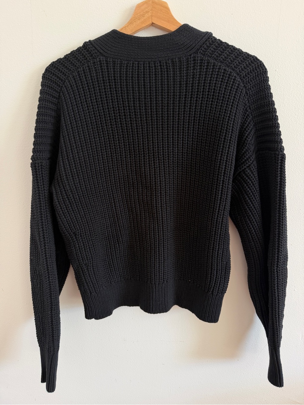Everlane Cardigan - Picture 2 of 6